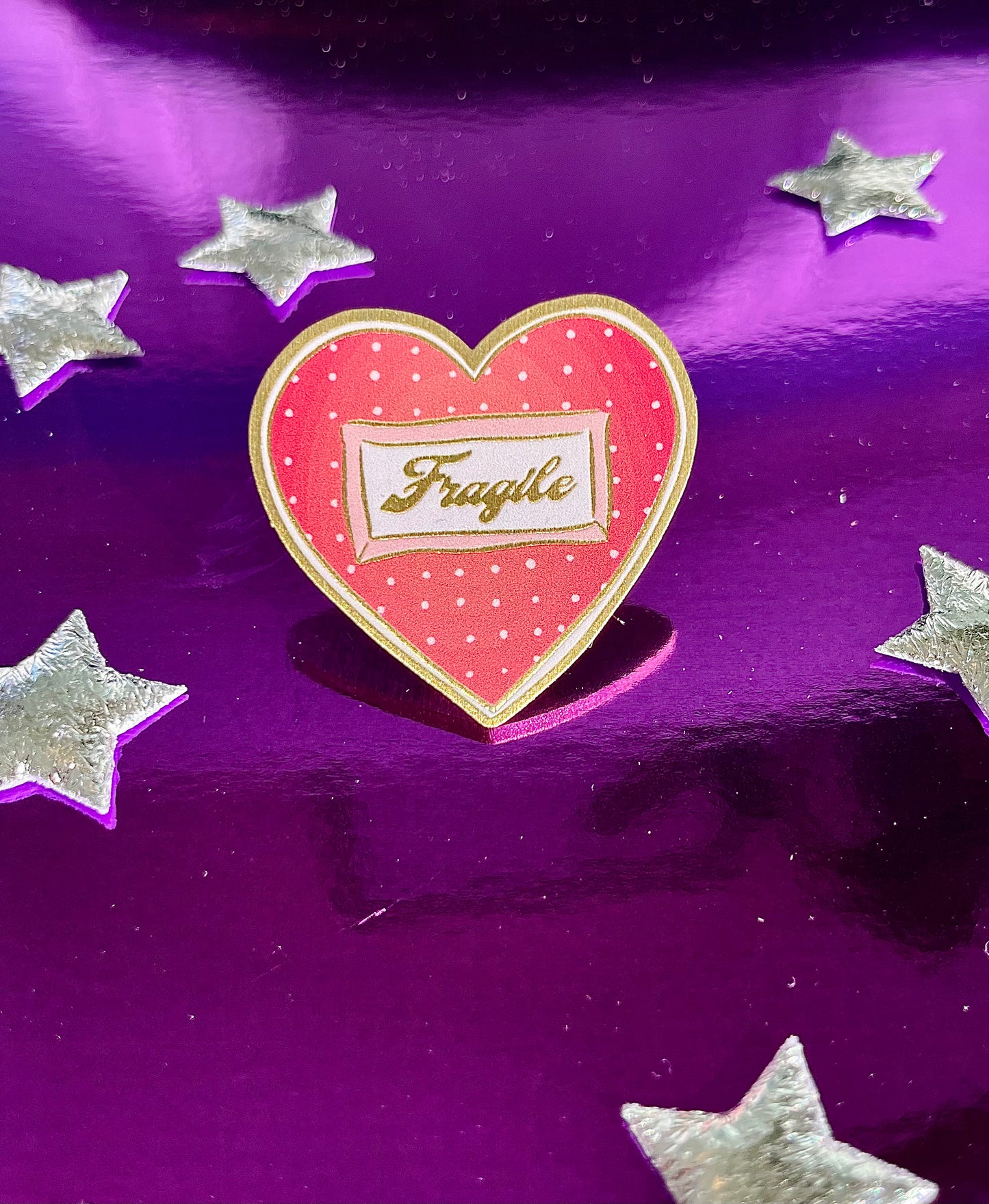 'Fragile' metal pin